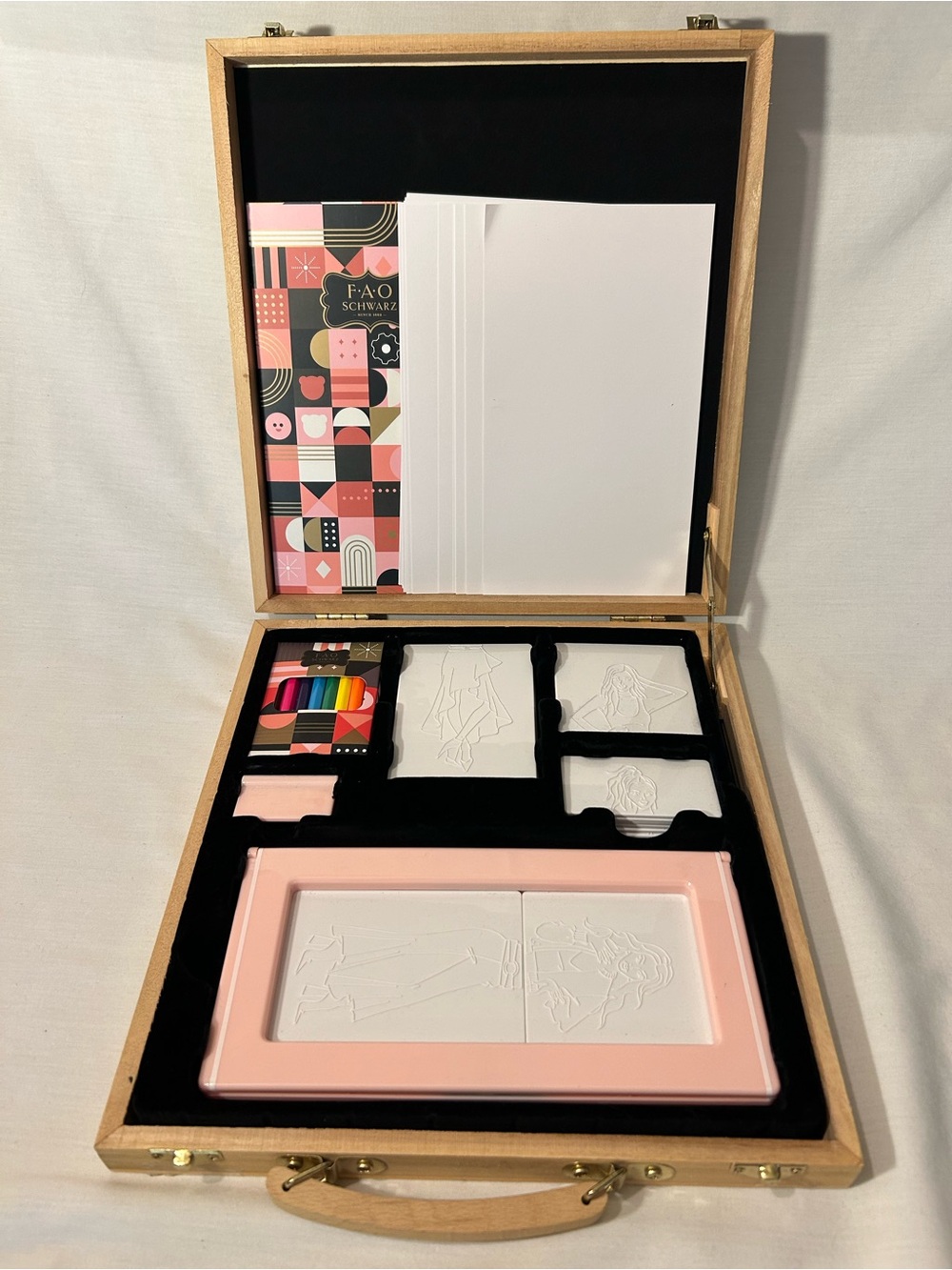 FAO Schwarz Fashion Designer Activity Set in Wooden Carrying Case